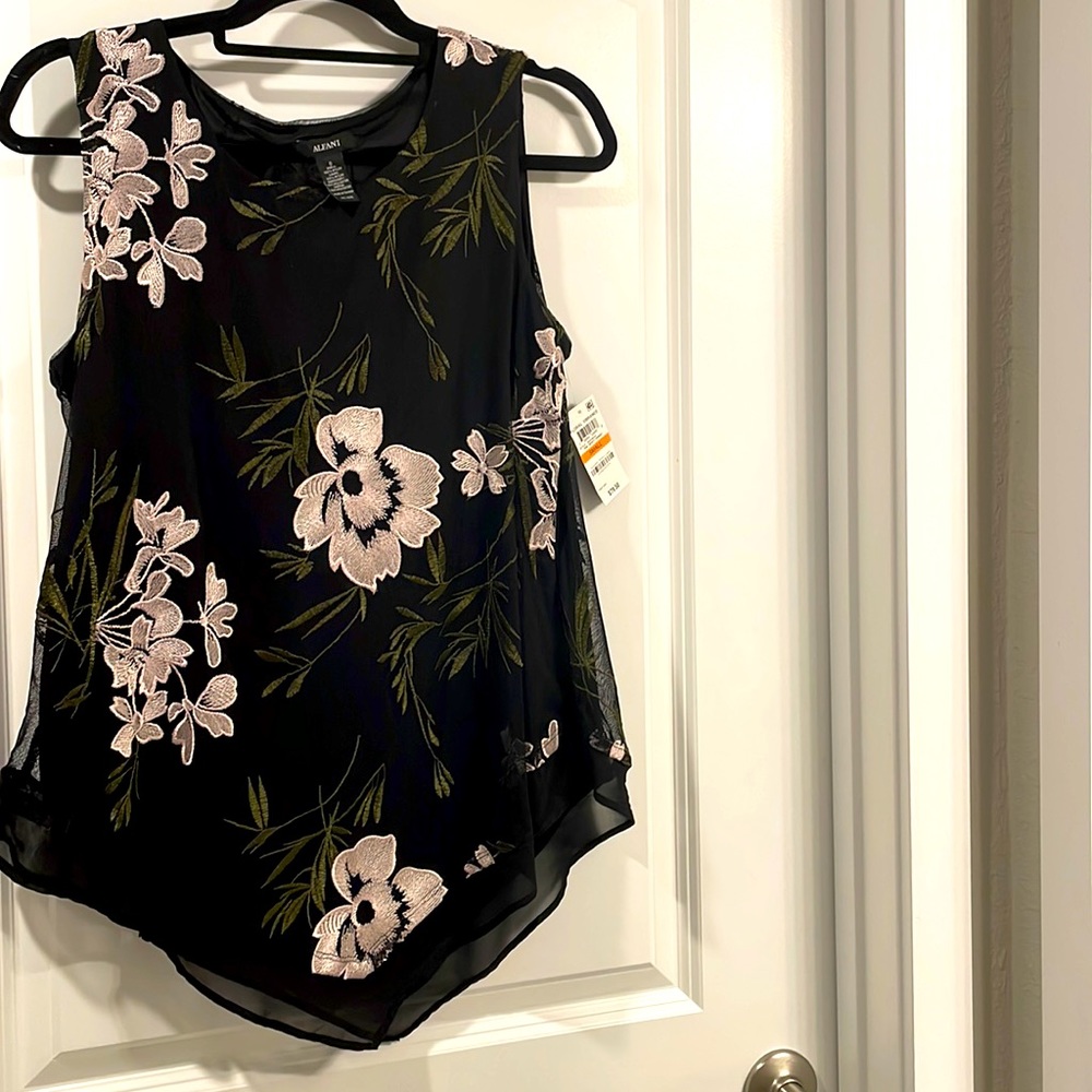 Alfani sleeveless blouse